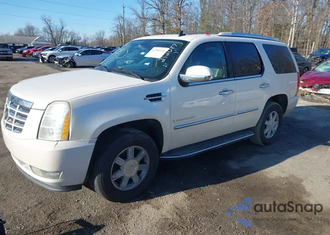2007 Cadillac Escalade Standard from USA, damaged, VIN 1GYFK638X7R212087